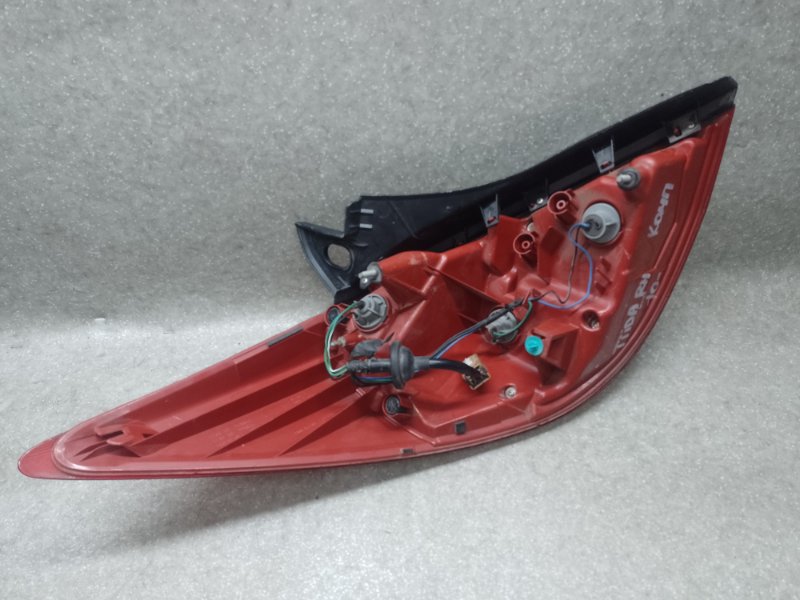 Фонарь наружный правый NISSAN TIIDA/VERSA C11 04-11