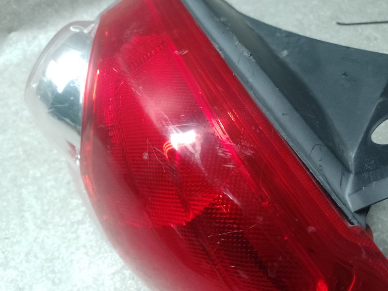 Фонарь наружный правый TIIDA/VERSA C11 04-11