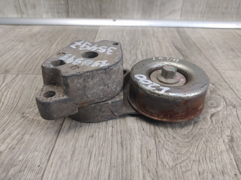 Натяжитель ремня генератора MITSUBISHI L200 06-14 1345A062 Б/У