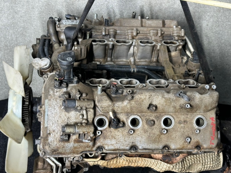 Двигатель бензин TUNDRA 07-13 5.7 3UR