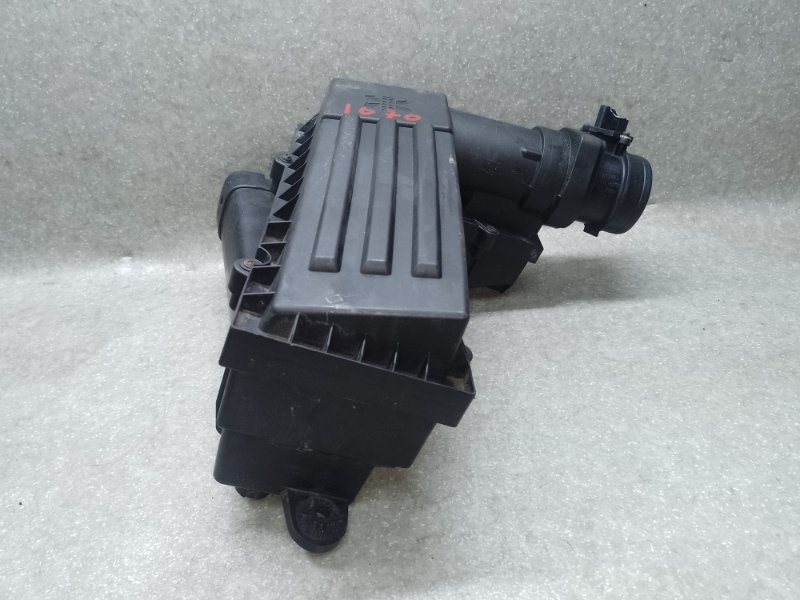 Корпус воздушного фильтра PASSAT CC 08-12 2008 2.0 CCTA Корпус воздушного фильтра PASSAT CC 08-12 2008 2.0 CCTA