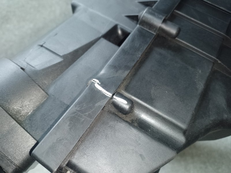 Корпус воздушного фильтра PASSAT CC 08-12 2008 2.0 CCTA Корпус воздушного фильтра PASSAT CC 08-12 2008 2.0 CCTA