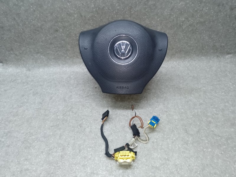 Подушка безопасности в руль VOLKSWAGEN PASSAT CC 08-12 2008 2.0 CCTA 3C8880201AF81U Б/У