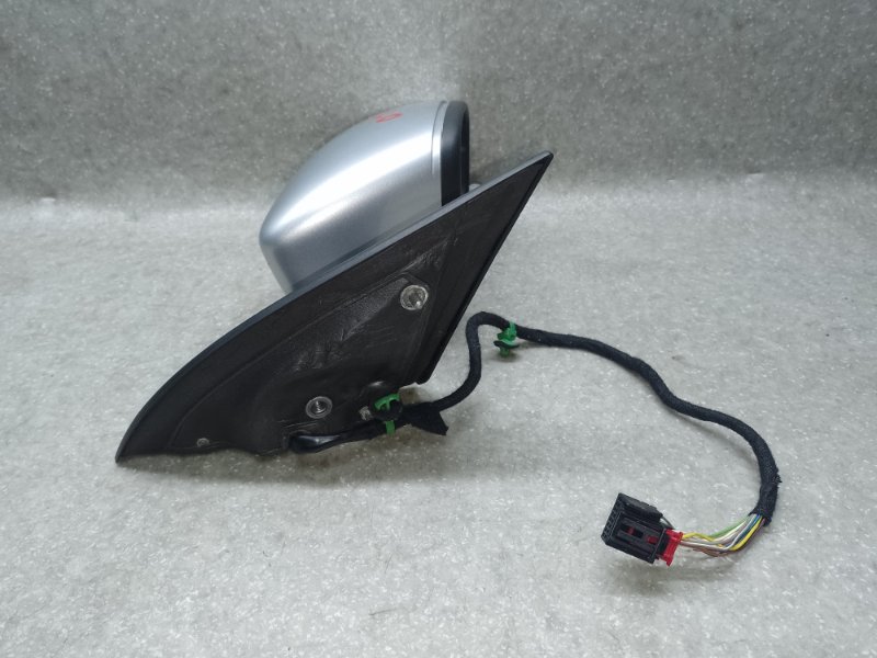 Зеркало правое PASSAT CC 08-12 2008 2.0 CCTA