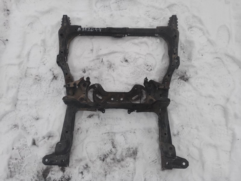 Балка передней подвески SUBARU OUTBACK 09-14 BR 50527AJ052 Б/У