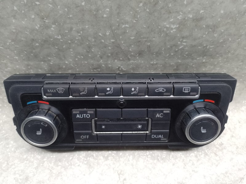 Блок управления печкой PASSAT CC 08-12 2008 2.0 CCTA Блок управления печкой PASSAT CC 08-12 2008 2.0 CCTA