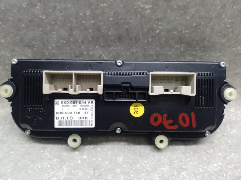 Блок управления печкой VOLKSWAGEN PASSAT CC 08-12 2.0 CCTA Блок управления печкой VOLKSWAGEN PASSAT CC 08-12 2.0 CCTA