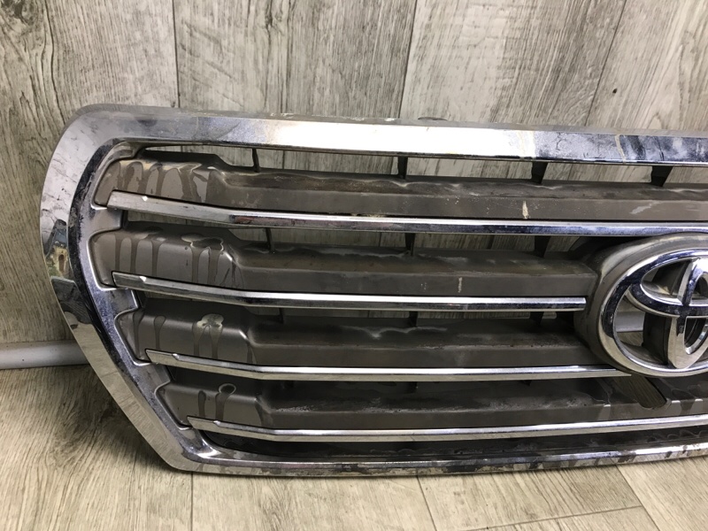 Решетка радиатора LAND CRUISER 200 08-21 Решетка радиатора LAND CRUISER 200 08-21