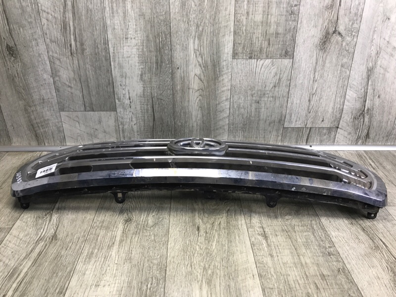 Решетка радиатора LAND CRUISER 200 08-21 Решетка радиатора LAND CRUISER 200 08-21