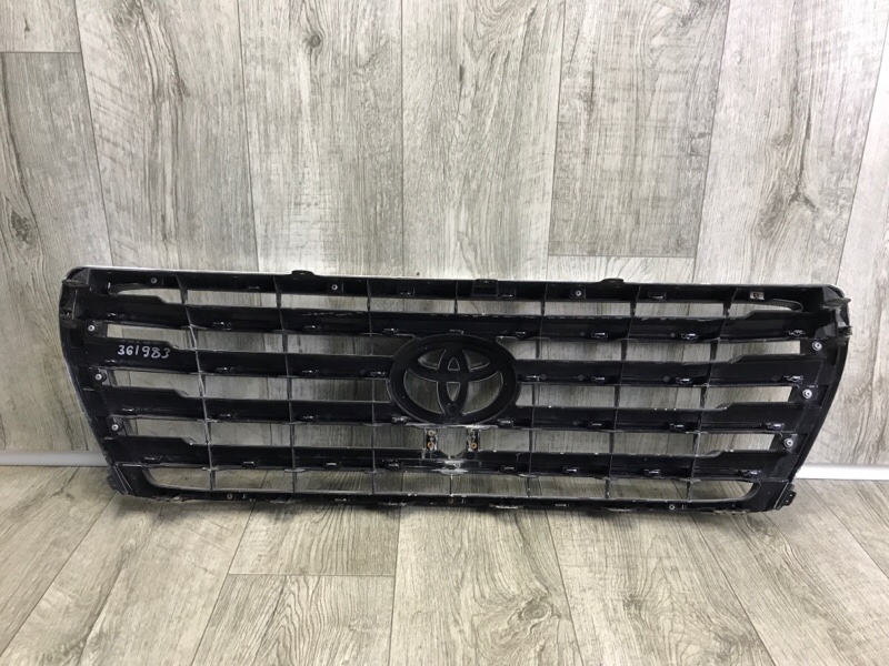 Решетка радиатора LAND CRUISER 200 08-21 Решетка радиатора LAND CRUISER 200 08-21