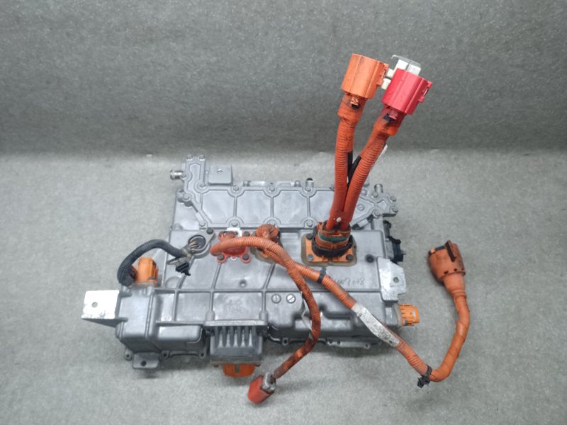 Инвертор NISSAN LEAF 10-17 EM61 Инвертор NISSAN LEAF 10-17 EM61