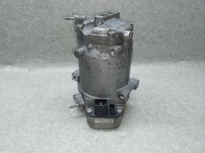 Компрессор кондиционера LEAF 10-17 2011 EM61 Компрессор кондиционера LEAF 10-17 2011 EM61