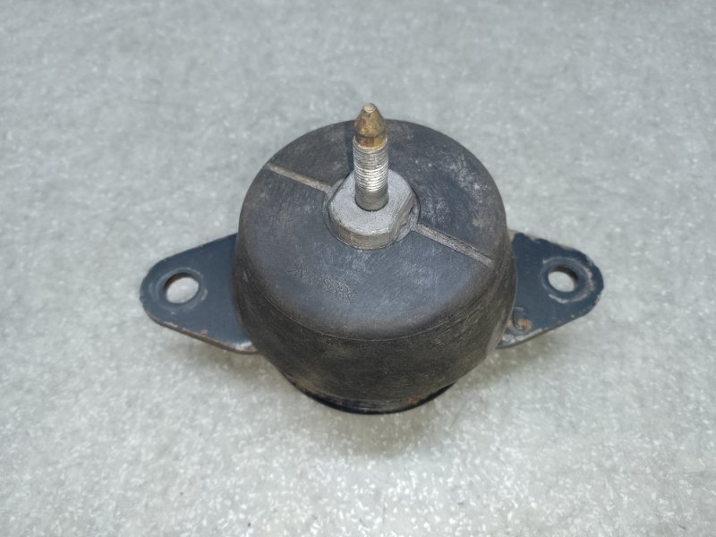 Подушка двигателя NISSAN LEAF 10-17 2011 EM61 112203NA0A Б/У