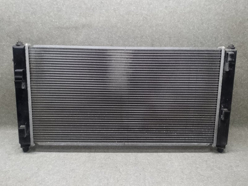 Радиатор основной LEAF 10-17 2011 EM61 Радиатор основной LEAF 10-17 2011 EM61