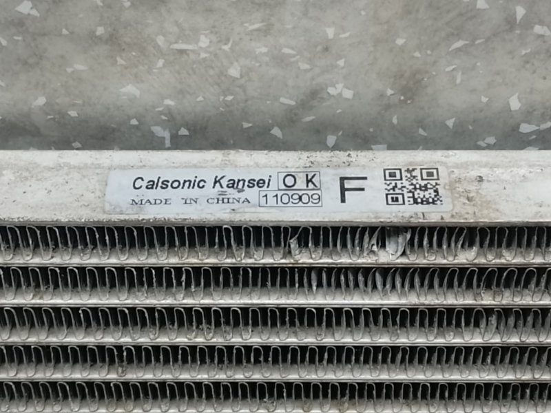 Радиатор кондиционера LEAF 10-17 2011 EM61 Радиатор кондиционера LEAF 10-17 2011 EM61