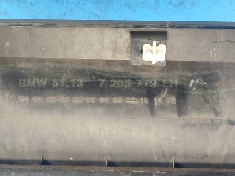 Молдинг двери передний левый X3 (F25) 11-17 Молдинг двери передний левый X3 (F25) 11-17