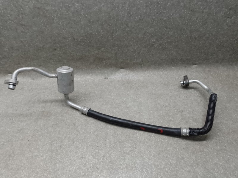 Трубка кондиционера LEAF 10-17 2011 EM61 Трубка кондиционера LEAF 10-17 2011 EM61