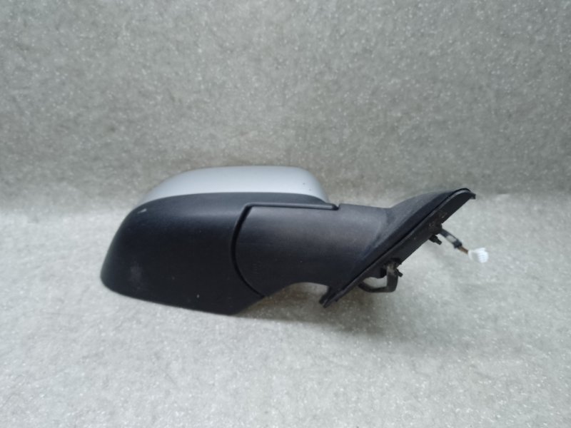 Зеркало правое LEAF 10-17 2011 EM61