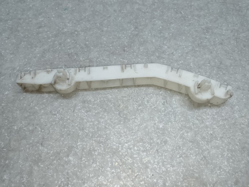 Кронштейн переднего бампера (на крыле) левый NISSAN LEAF 10-17 2011 EM61 622253NA0A Б/У