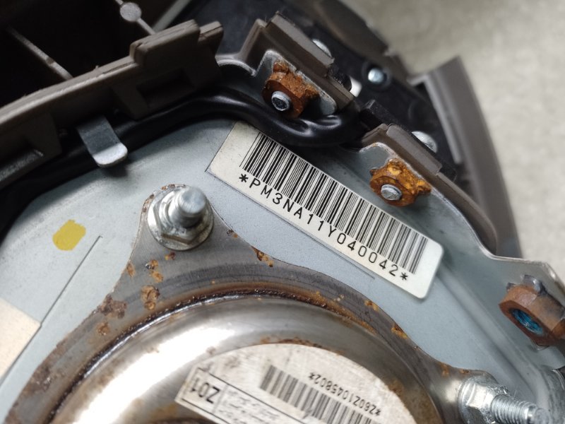 Подушка безопасности в руль LEAF 10-17 2011 EM61