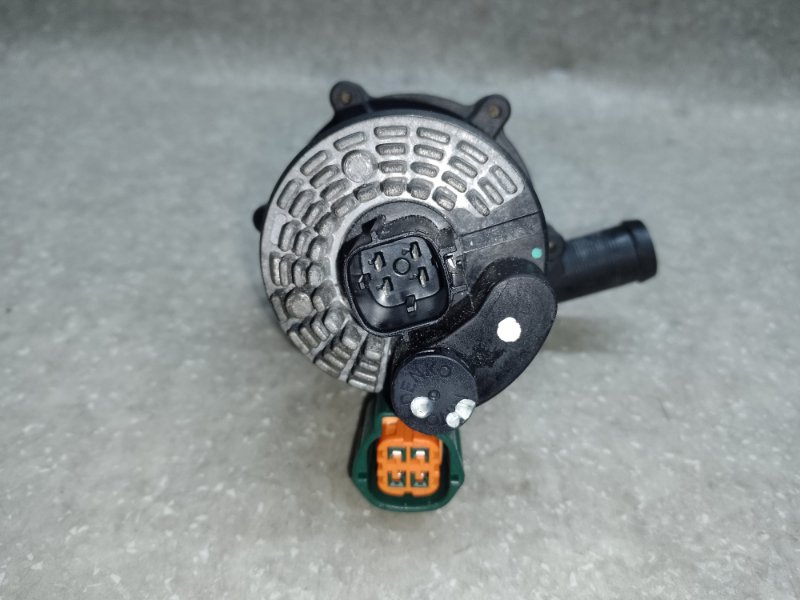 Помпа охлаждения электрическая NISSAN LEAF 10-17 EM61