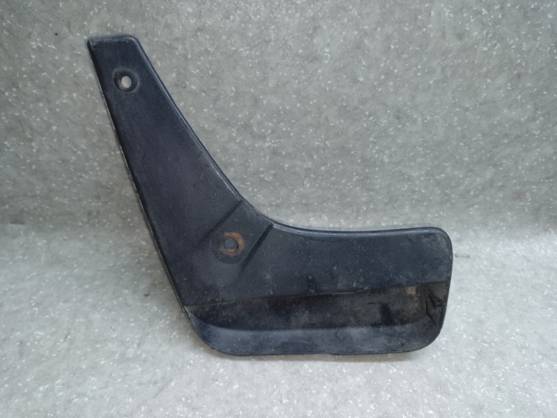 Брызговик задний правый NISSAN LEAF 10-17 EM61 Брызговик задний правый NISSAN LEAF 10-17 EM61