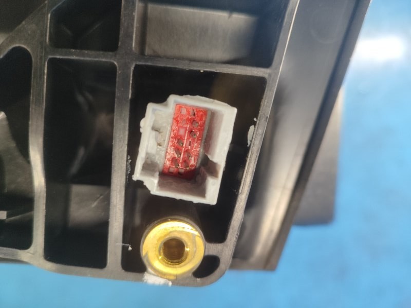 Зеркало правое FOCUS 10-18 2013 2.0 C20HDEX Зеркало правое FOCUS 10-18 2013 2.0 C20HDEX