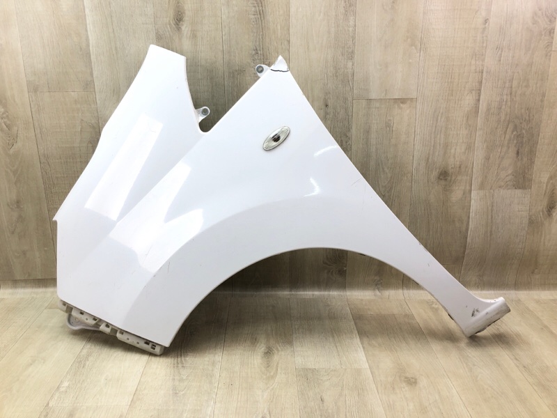 Запчасть крыло переднее левое NISSAN NV200 EU 09- F3101BJ0MA Б/У Крыло переднее левое NISSAN NV200 EU 09- F3101BJ0MA Б/У