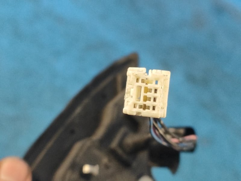 Зеркало левое OUTBACK 09-14 BR 2012 2.5