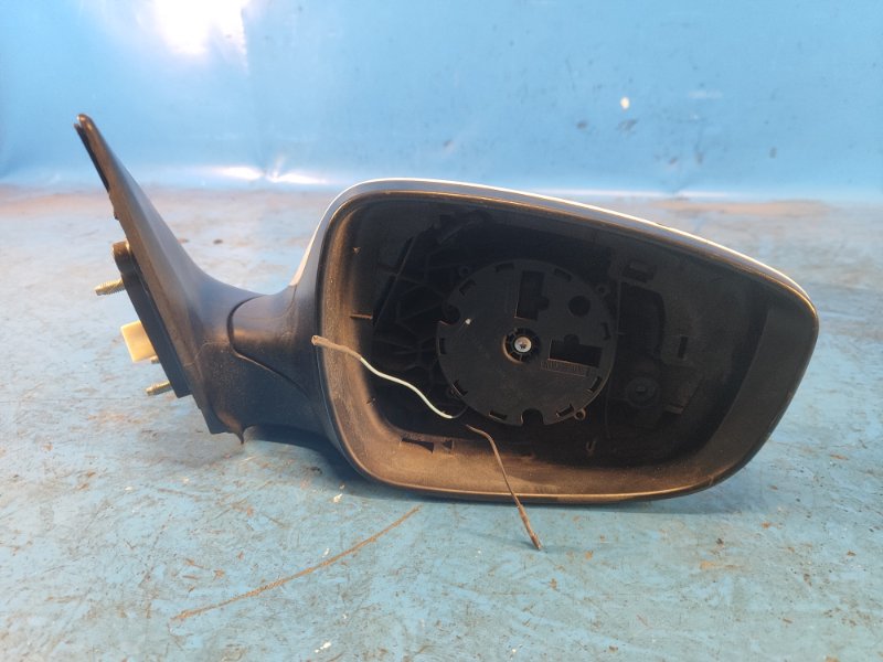 Зеркало правое HYUNDAI ELANTRA MD 10-15