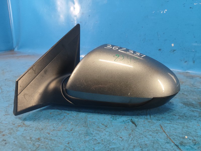 Зеркало левое ELANTRA AD 16-