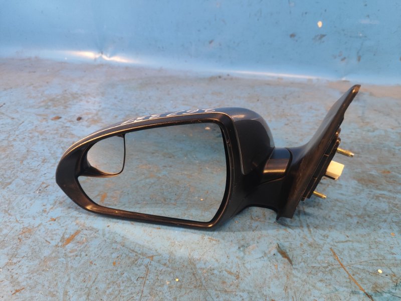 Зеркало левое ELANTRA AD 16-