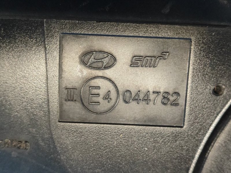 Зеркало левое ELANTRA AD 16-