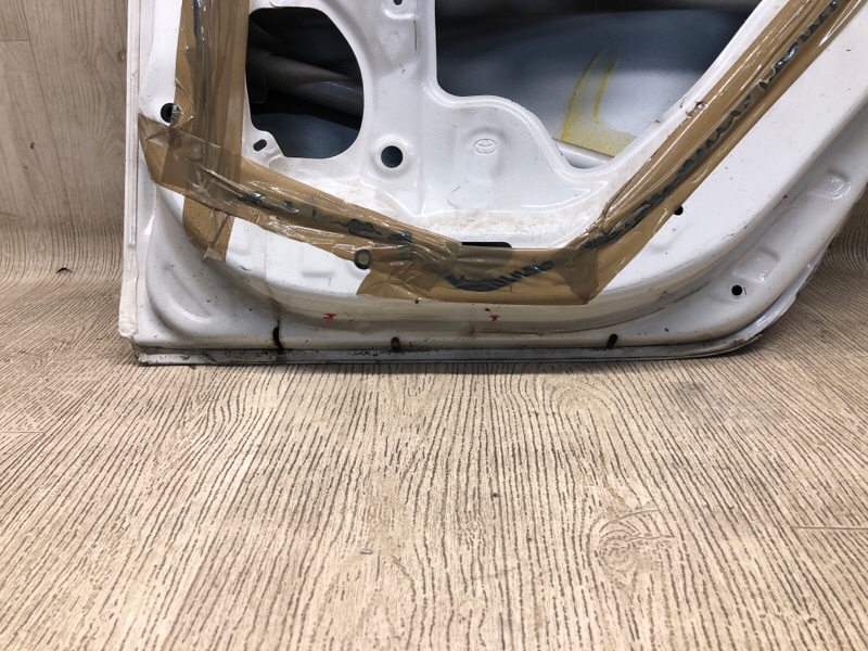 Дверь задняя правая COROLLA 150 06-13 Дверь задняя правая COROLLA 150 06-13