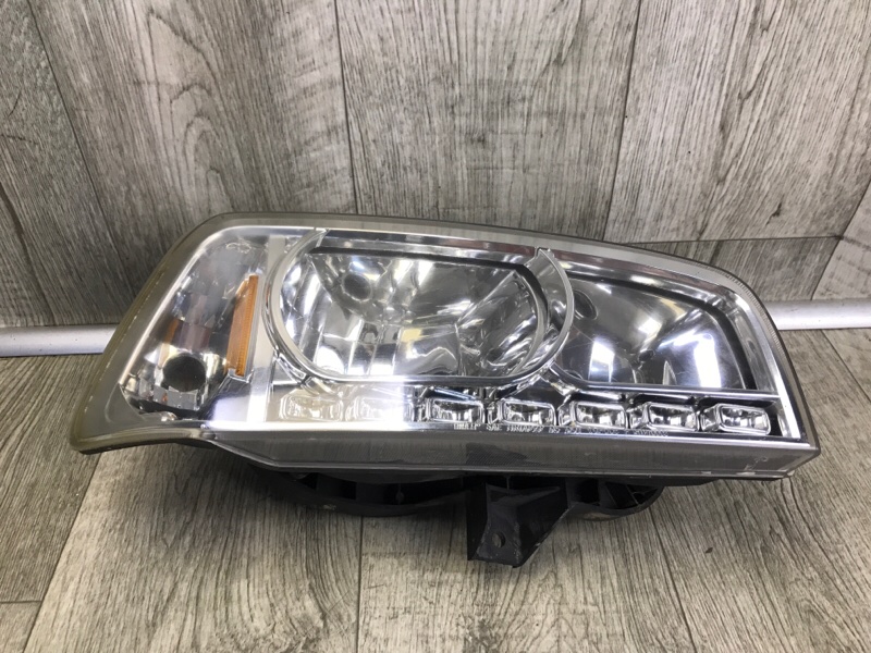 Фара правая CHARGER 05-10 Седан