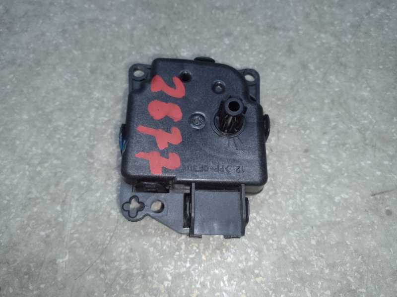 Моторчик заслонки печки DODGE JOURNEY 08-20 2014 3.6 ERB 68018109AA Б/У