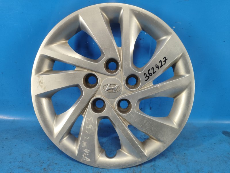 Запчасть колпак колесный HYUNDAI ELANTRA AD 16- 2019 2.0 G4NH 52960F3000 Б/У Колпак колесный HYUNDAI ELANTRA AD 16- 2019 2.0 G4NH 52960F3000 Б/У