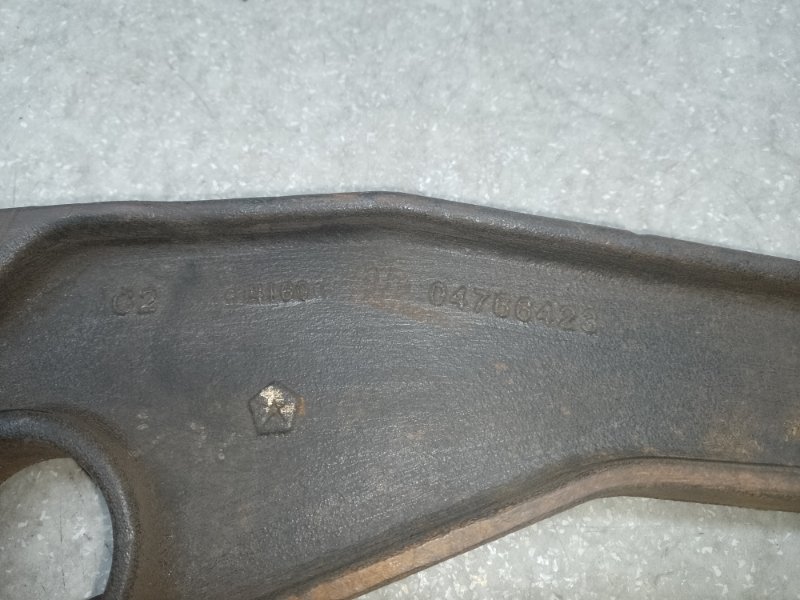 Рычаг передней подвески нижний левый DODGE JOURNEY 08-20 3.6 ERB Рычаг передней подвески нижний левый DODGE JOURNEY 08-20 3.6 ERB