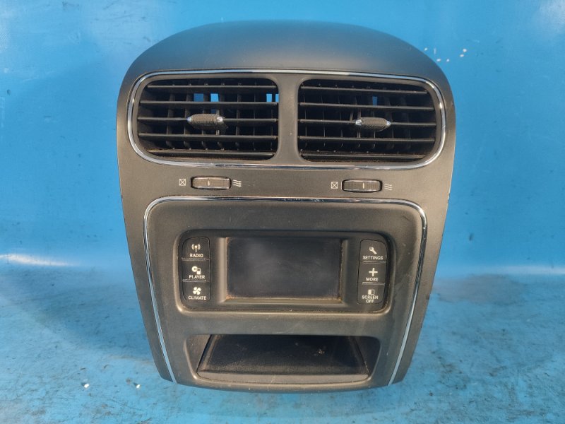 Запчасть блок управления мультимедиа DODGE JOURNEY 08-20 2016 2.4 ED3 05064976AI Б/У Блок управления мультимедиа DODGE JOURNEY 08-20 2016 2.4 ED3 05064976AI Б/У