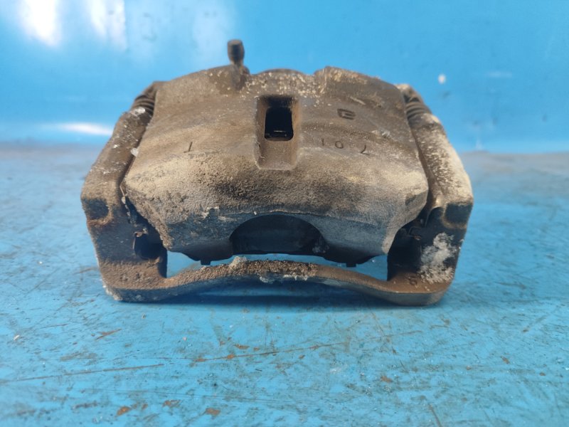 Суппорт тормозной передний правый KIZASHI 09-14 2010 J24B