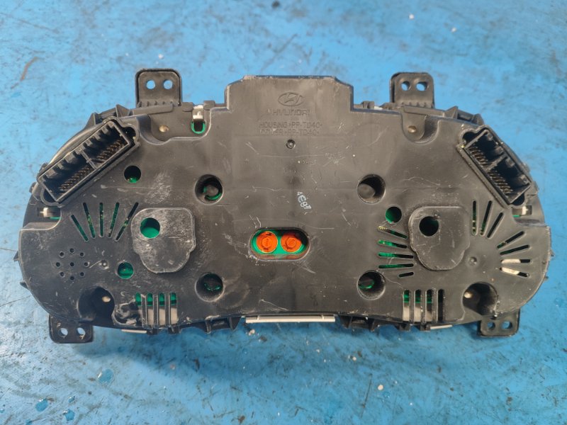 Панель приборов HYUNDAI ACCENT RB 10- Панель приборов HYUNDAI ACCENT RB 10-