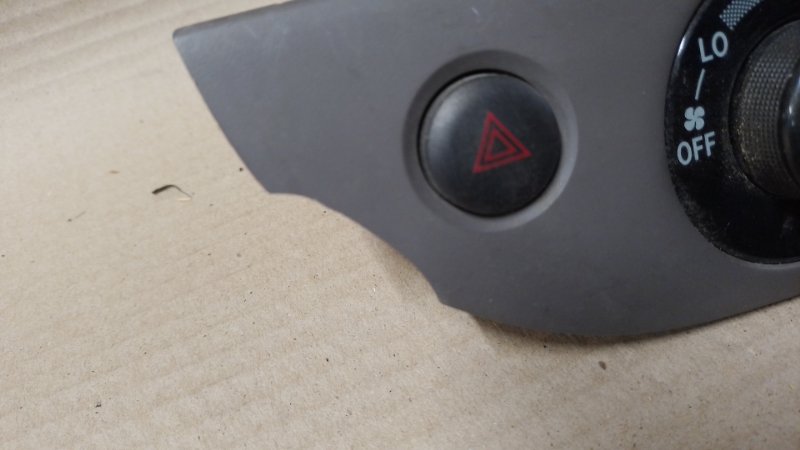 Блок управления печкой TOYOTA CAMRY 30 02-06