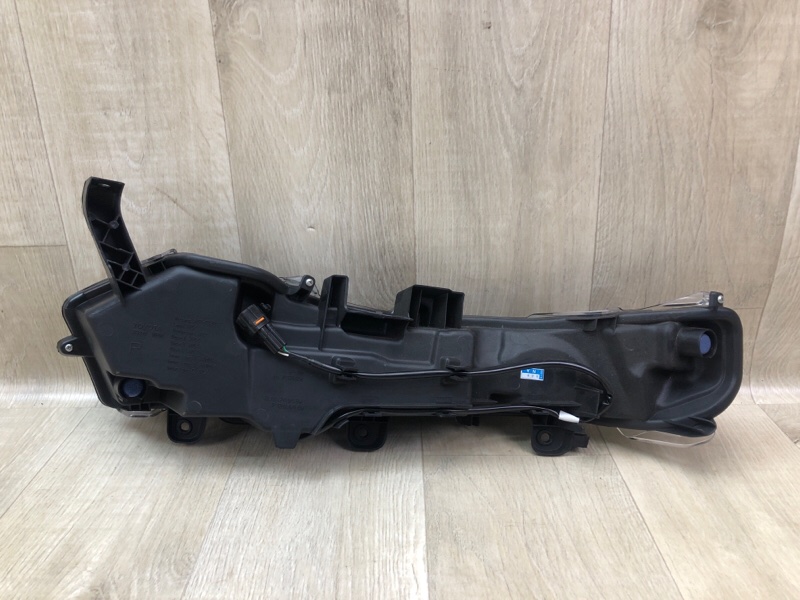 Дневной ходовой огонь правый NX 14-21 Дневной ходовой огонь правый NX 14-21