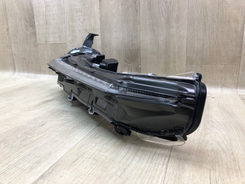 Дневной ходовой огонь левый NX 14-21 Дневной ходовой огонь левый NX 14-21