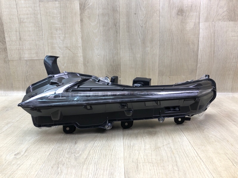 Запчасть дневной ходовой огонь левый LEXUS NX 14-21 81620-78040 новая Дневной ходовой огонь левый LEXUS NX 14-21 81620-78040 новая