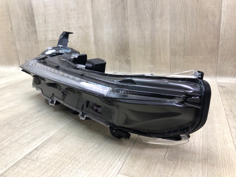 Дневной ходовой огонь левый NX 14-21 Дневной ходовой огонь левый NX 14-21