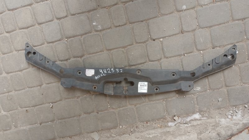 Накладка замка капота HONDA ACCORD CL7 / TSX 03-08 71123-SEA-003 Б/У