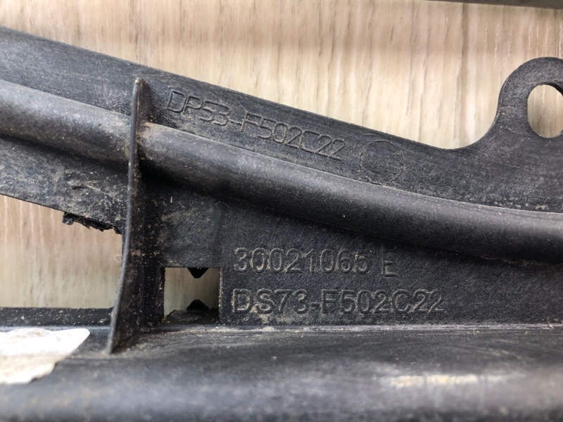 Люк FUSION 14- 2019 C20EDEF Люк FUSION 14- 2019 C20EDEF