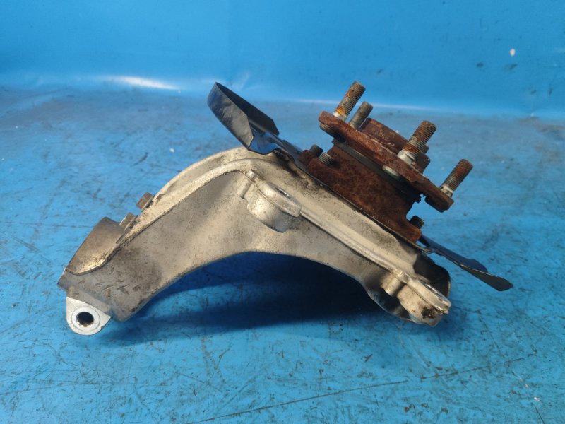 Кулак поворотный передний левый X-TRAIL/ROGUE T33 20- 2021 2.5 PR25DD