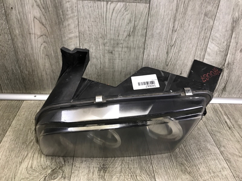 Фара левая CHARGER 05-10 Седан